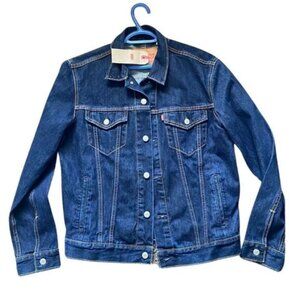 Levi’s Trucker Denim Jacket size Medium new.